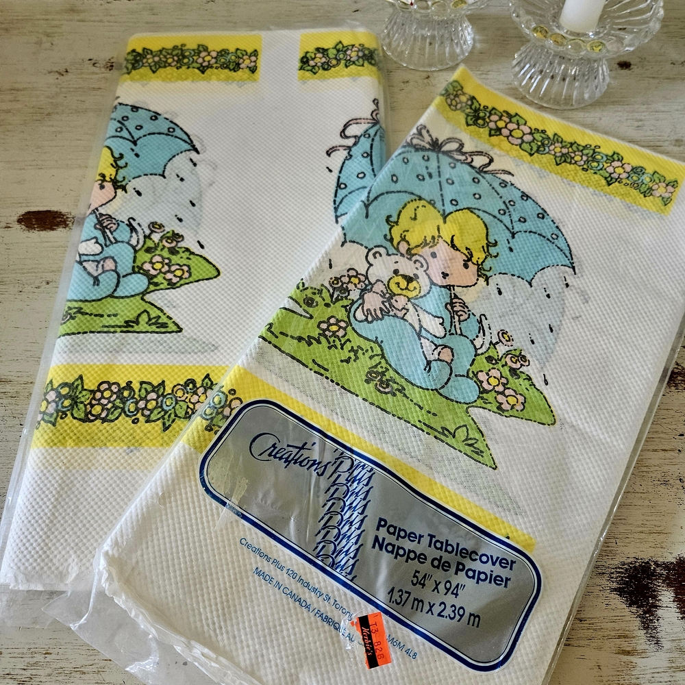 Precious Moments Paper Tablecover with Blue and Yellow Design